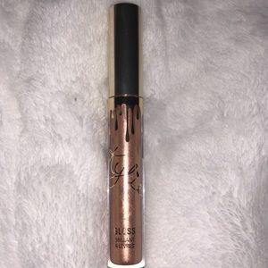 Kylie Cosmetics: Gloss: Poppin’